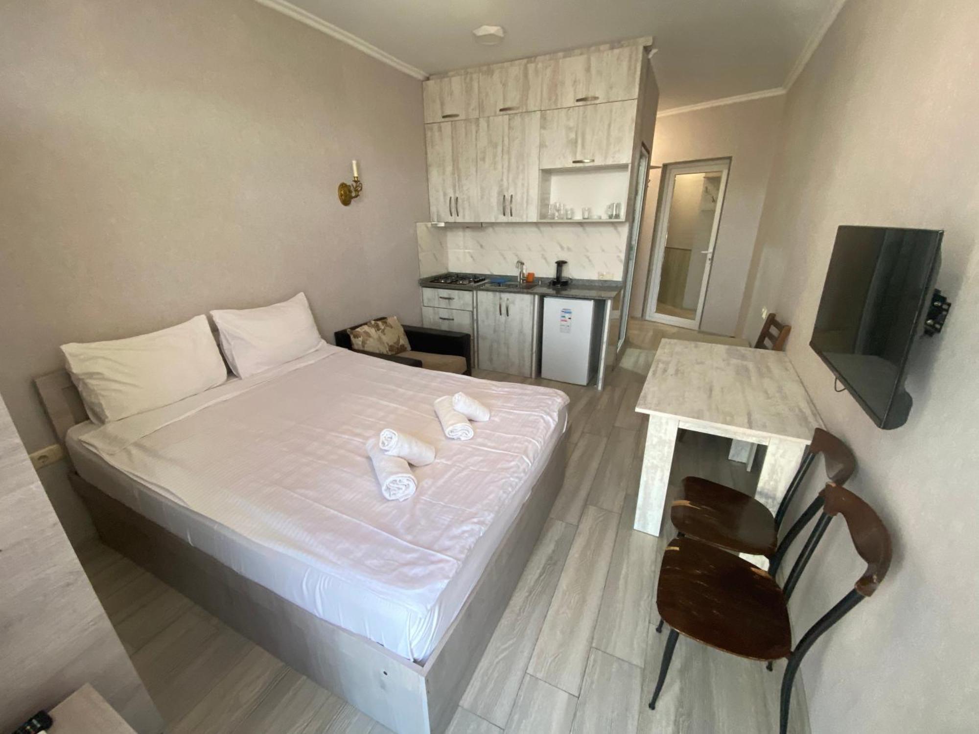 Apartment - Nino Батуми Экстерьер фото