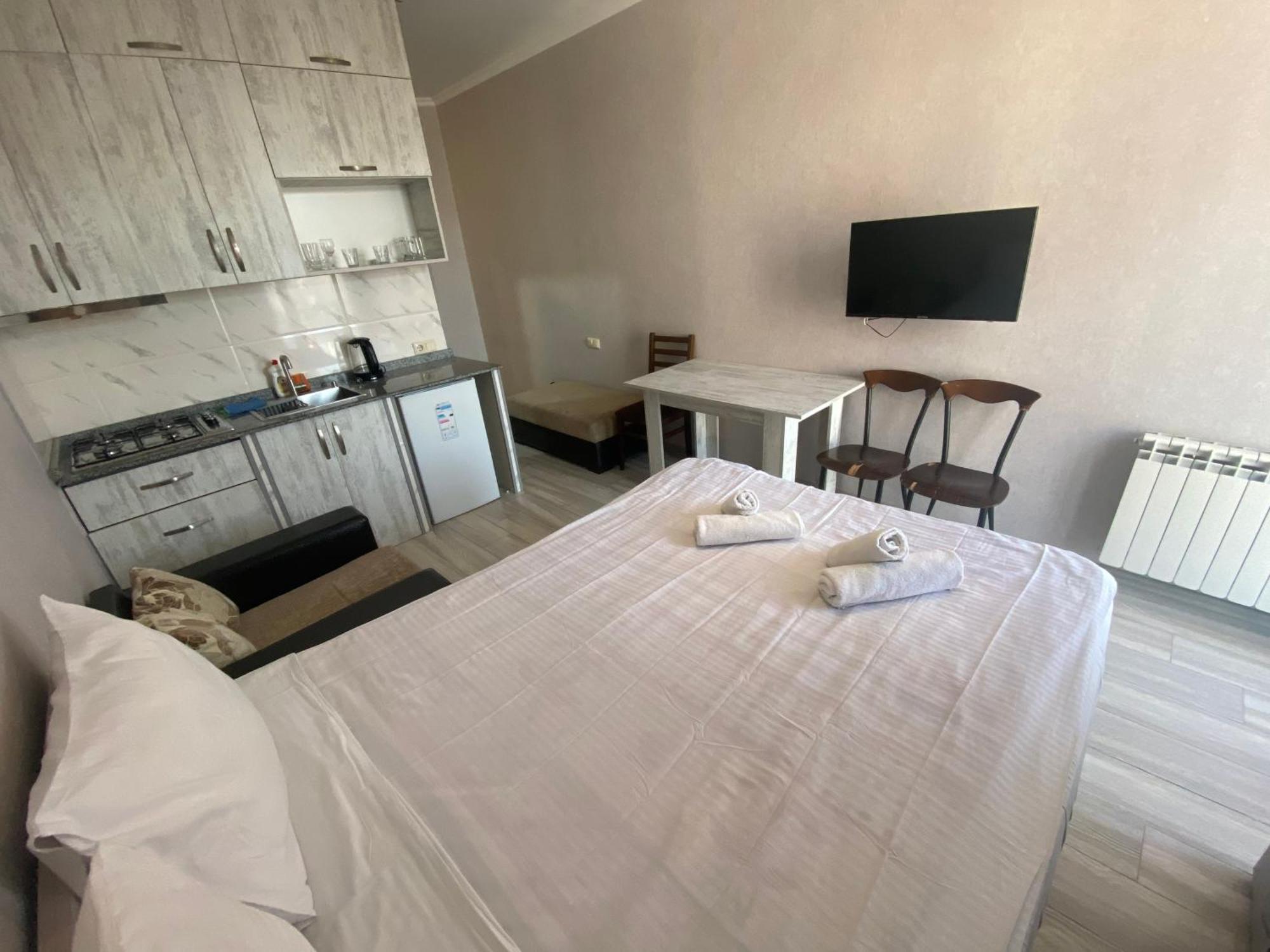 Apartment - Nino Батуми Экстерьер фото
